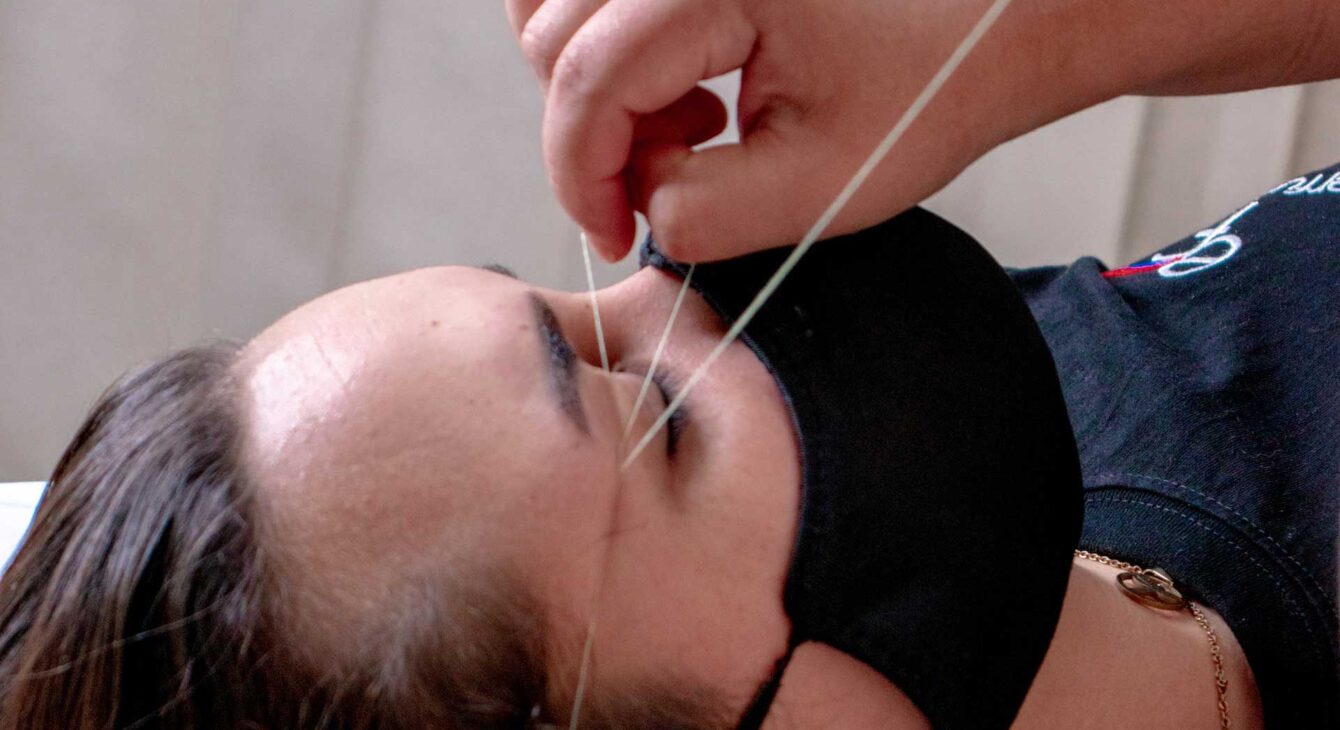 Eyebrows-threading