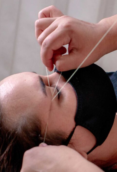 Eyebrows-threading